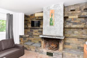 Barreira Beachfront Room 1