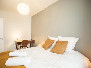 Appartements Ateliers Begand App 11 - Prox. Gare - Park. Free : photos des chambres