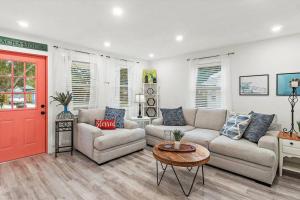 Quaint Gulfport Beach Bungalow - 4hvězdičkové hotely ve městě St Petersburg