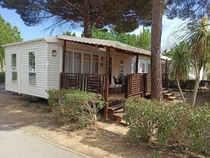 Maisons de vacances Mobil-home FO 88 a VIAS : photos des chambres