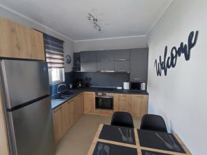 A & F Apartments - Aris house