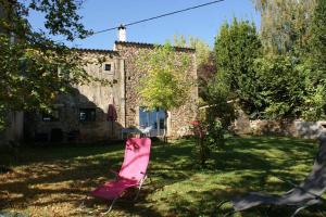 Maisons de vacances Gite La Cazarie-Sejour patrimoine, nature, sportif : photos des chambres