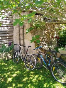 Maisons de vacances Gite La Cazarie-Sejour patrimoine, nature, sportif : photos des chambres