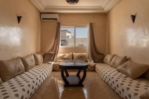 Agadir Beach Appartment - 3-звездочные отели в городе Агадир