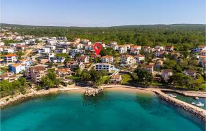 Lovely Apartment In Vantacici