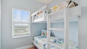 Nautical Breeze at Laketown Wharf #1911 by Nautical Properties