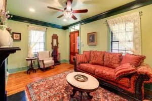 Victorian Vacation Rental Apt in Downtown New Bern - 格林维尔