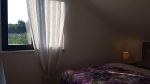 Apartments by the sea Kaprije - 20012