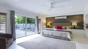 Aqua - Pecten Port Douglas