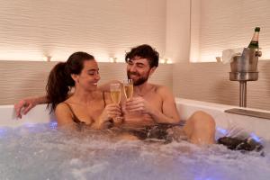 Amsterdam Suite Hotel & SPA