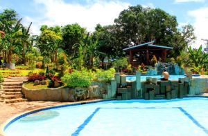 Bakasyunan Resort and Conference Center - Tanay