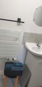 Chalets LES HIRONDELLES : photos des chambres