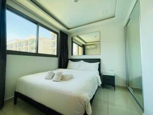 Arcadia Beach Continental 1-Bedroom Condo