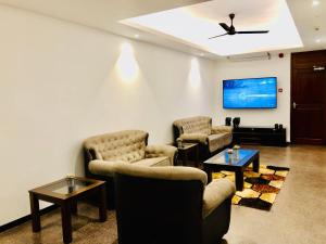 Tropic Inn - Mount Lavinia
