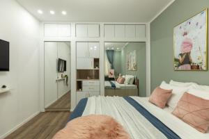 Dream Home - Prime Location 2BR Apt in Bucharest