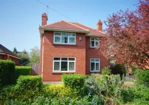 Hillcrest Avenue - Scalby