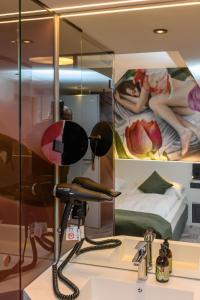 ART-INN Design Self-Check-in-Hotel