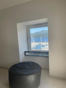 Grand appartement style loft bord de mer