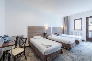 Hotels Hotel du Helder : photos des chambres