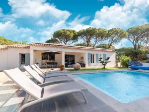 Villas Amazing villa in Vidauban with heated private pool : photos des chambres