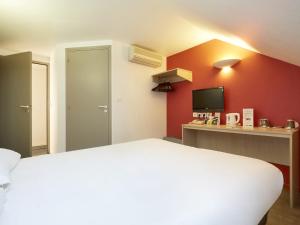 Hotels Comfort Hotel Etampes : photos des chambres