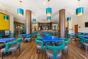 King Room - Disability Access room in Best Western Plus Miami Executive Airport Hotel and Suites
