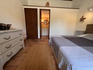 Maison 4 chambres avec piscine, jardin arboré & plage à 600m - La Croix-Valmer - FR-1-726-19