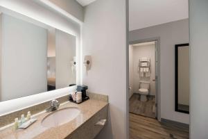 Family Room - Non Smoking room in Legacy Inn & Suites