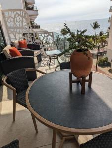 Ocean View Penthouse in P.V. Romantic Zone