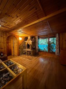 “River Romance” Villa