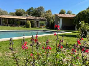 Villas Mas Provencal dans la colline : photos des chambres