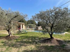 Villas Mas Provencal dans la colline : photos des chambres