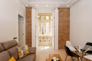 INMálaga Santos Suites 1