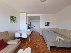 G&G Benalbeach Mediterranean Terrace