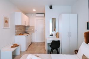 Sithon Diamond Suites 1