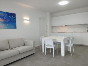 Opalia Residence - Wonderful Garda Lake view Apartment