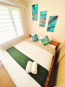 Sunset View w King BednWI-FI at Grace Res, Taguig