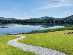 Holiday Home with view of Kenmare Bay Estuary - Coolvard Bridge