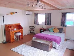 Guest Space on the Portland Peninsula - Westbrook