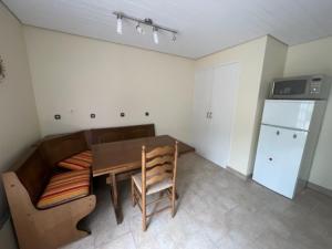 Bas de villa en face du lac de Savines