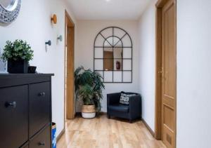 Apartamento céntrico con wifi y parking de coche tamaño medio