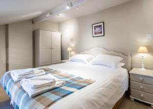 Chapel Beck, Nr Caldbeck ideally family accommodation with hot tub