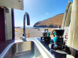 Furgoneta Camper La Gomera 1 - Ubytování bez kategorie ve městě San Sebastián de la Gomera