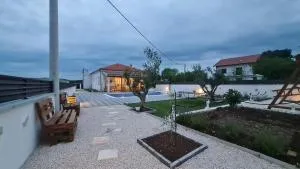 Villa Nagi - Debeljak