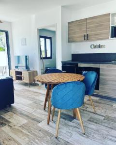 Villas Les jardins de la Graviere a 5 mn de Lourmarin avec piscine privee : photos des chambres