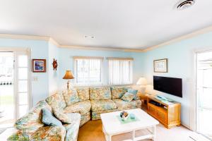 Beach Club 127 A