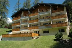 ABA-Sporting Apartment House