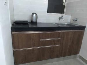 Newly Renovated Apartment in Omaxe - Married Couple Only