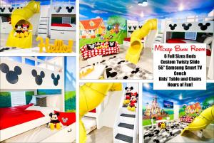 Ultimate Family Vacation Home near Walt Disney World in Storey Lake, Pool, Mickey room, Star Wars Gameroom, Theater