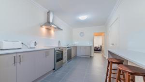 1-83 Thompson Avenue, Cowes